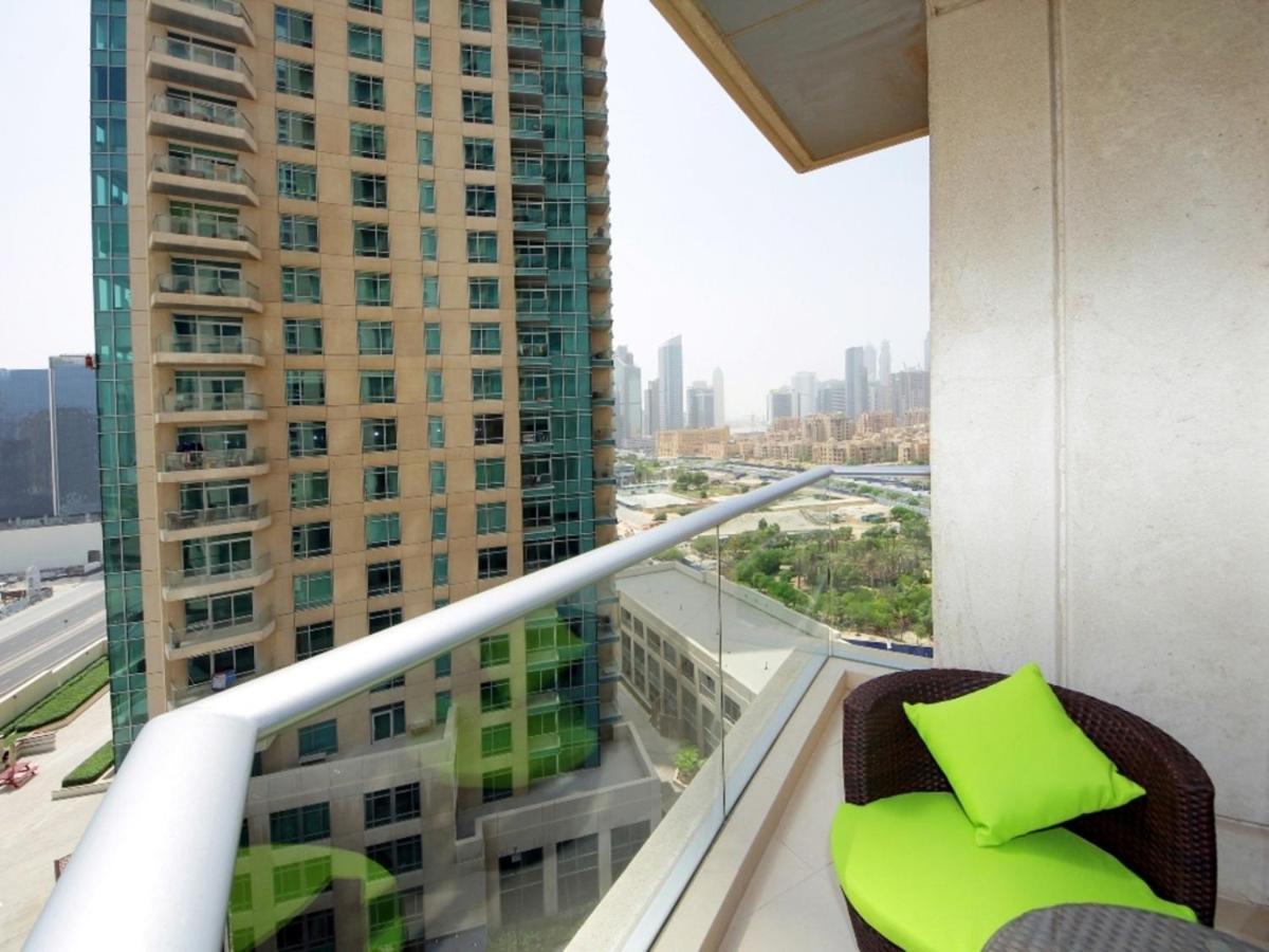 Icon Casa Living - Burj Views Tower Apartment Dubai Exterior foto